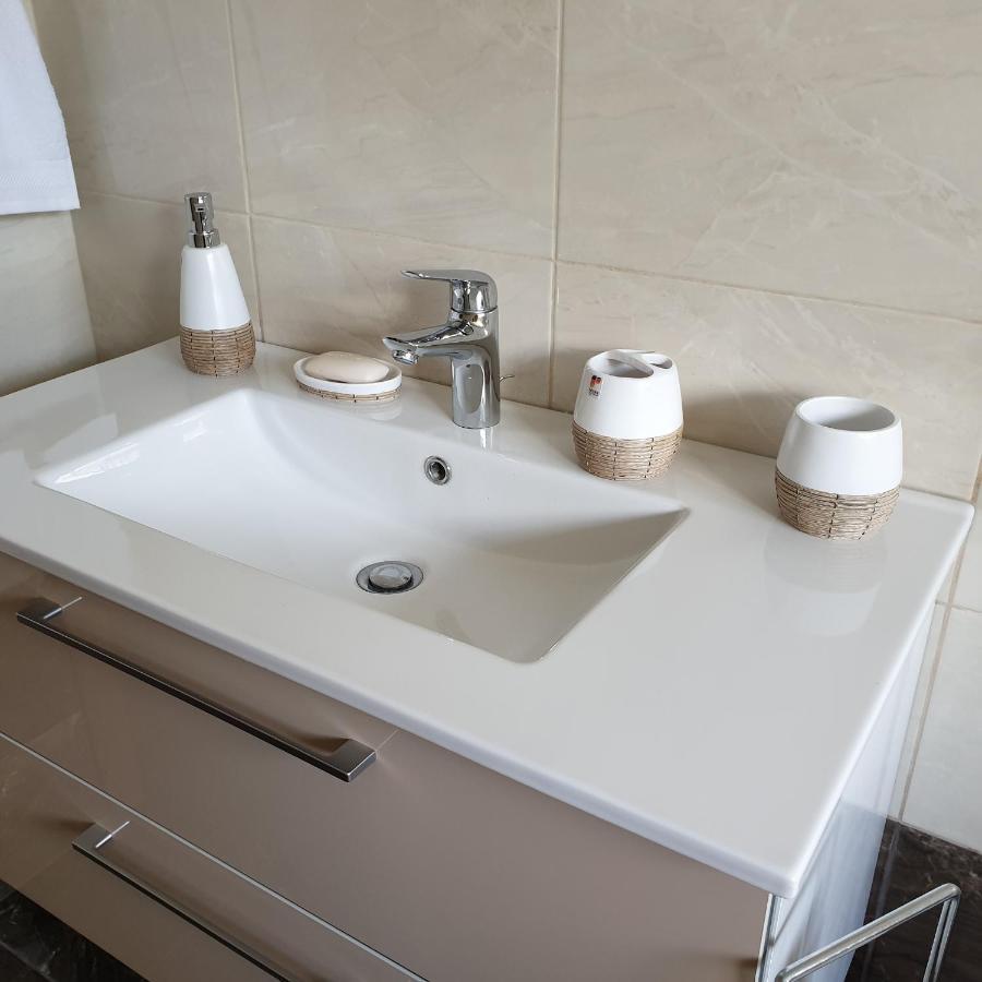 Apartamenti Danna Ledmane Zewnętrze zdjęcie